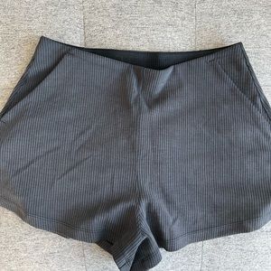 Lulu shorts
